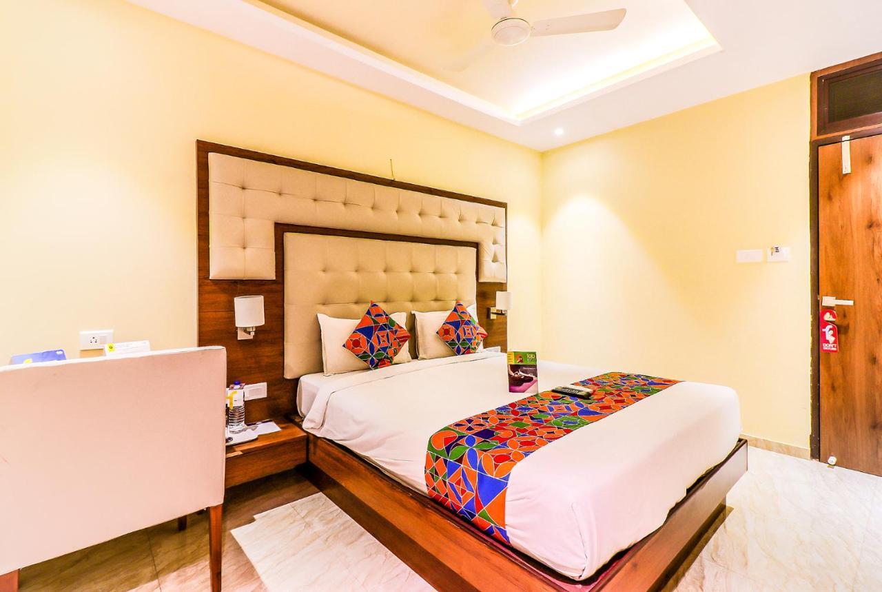 Fabexpress Adlon Andheri East Bombaim Exterior foto